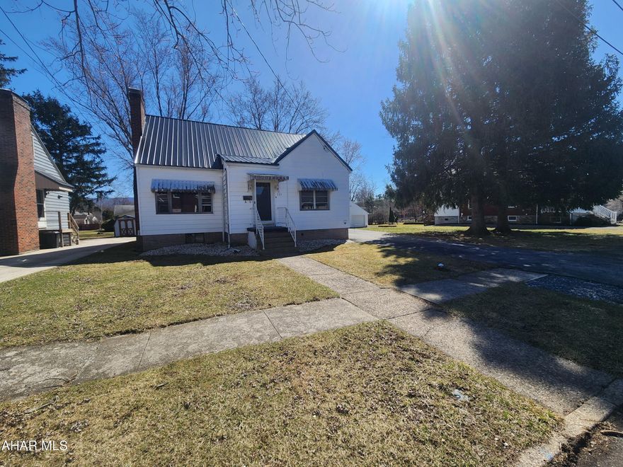 Welcome to this charming cape cod home in the Wehnwood section of Altoona. Within walking distance to Penn State Altoona and the Ivyside area, this home is centrally located to many amenities. The first floor offers a living room with a lot of natural light, dining room, kitchen, full bathroom and two bedrooms. The second floor suite offers a bedroom, full bathroom and additional space for an office or hobby area. The backyard offers a privacy divider and more room for entertaining options.