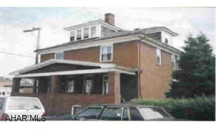 Extremely nice, very well maintained side-by-side. 3 bedrooms/unit. Huge lot! Terrific investment or residential use, mother-in-law apt. etc. Must See! Seller disclosure available. Both off-street and on-street parking. Extremely nice, very well maintained side-by-side. 3 bedrooms/unit. Huge lot! Terrific investment or residential use, mother-in-law apt. etc. Must See! Seller disclosure available. Both off-street and on-street parking.