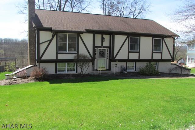 Holiday Manor - Residential