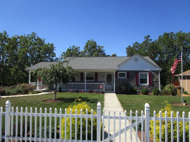 Meadowbrook Terrace - Residential