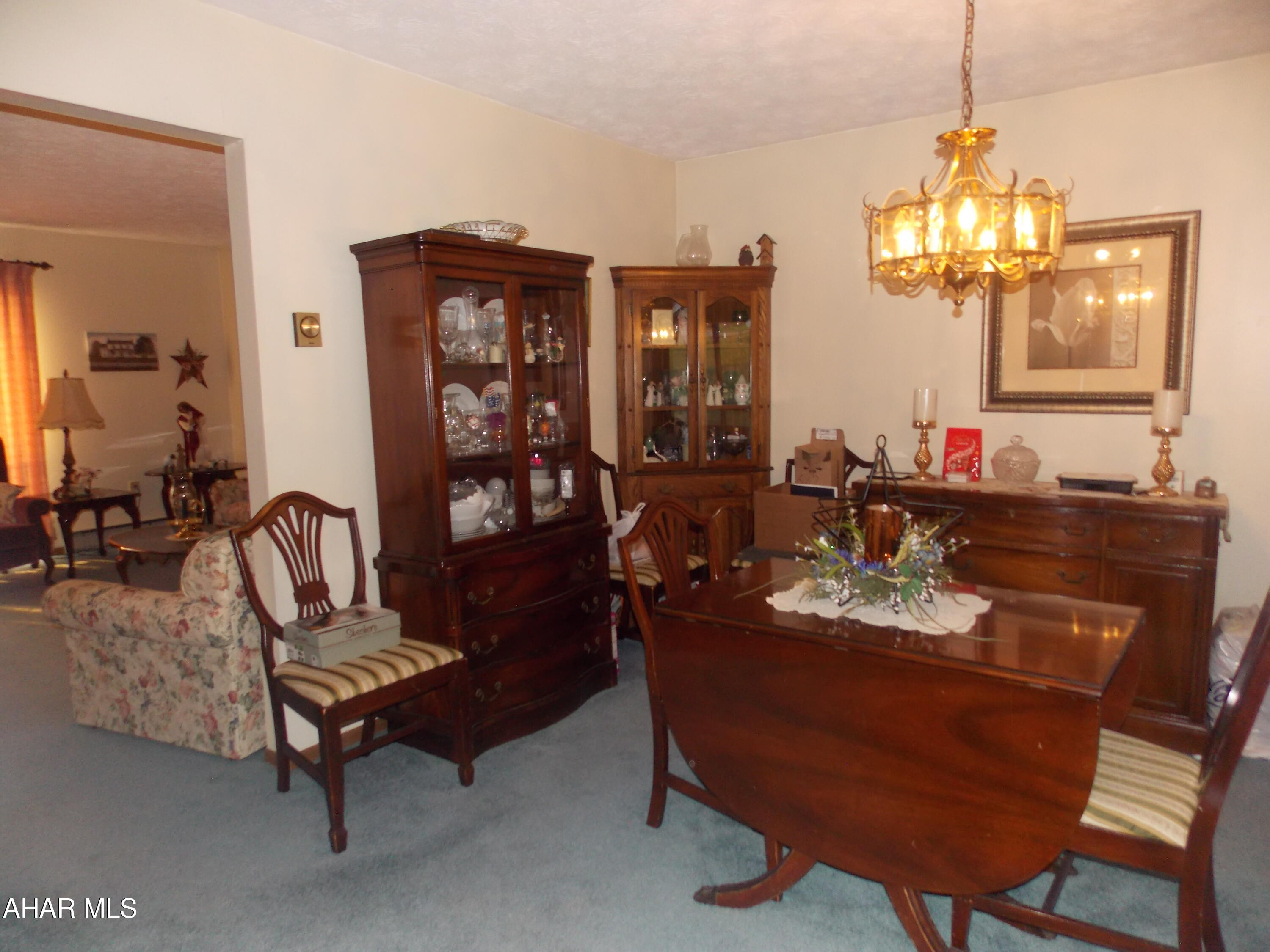 Rolling Hills - Residential