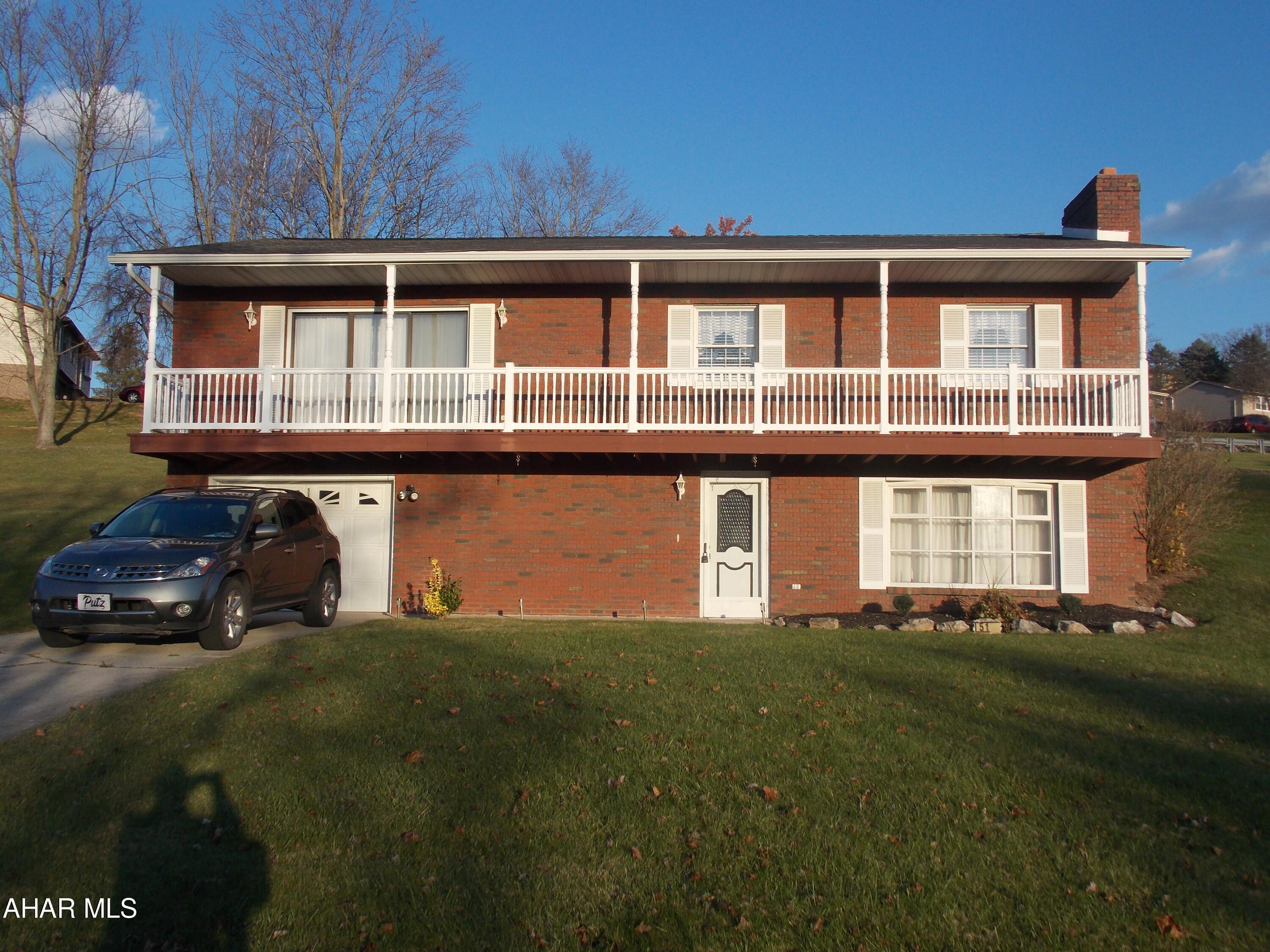 Rolling Hills - Residential