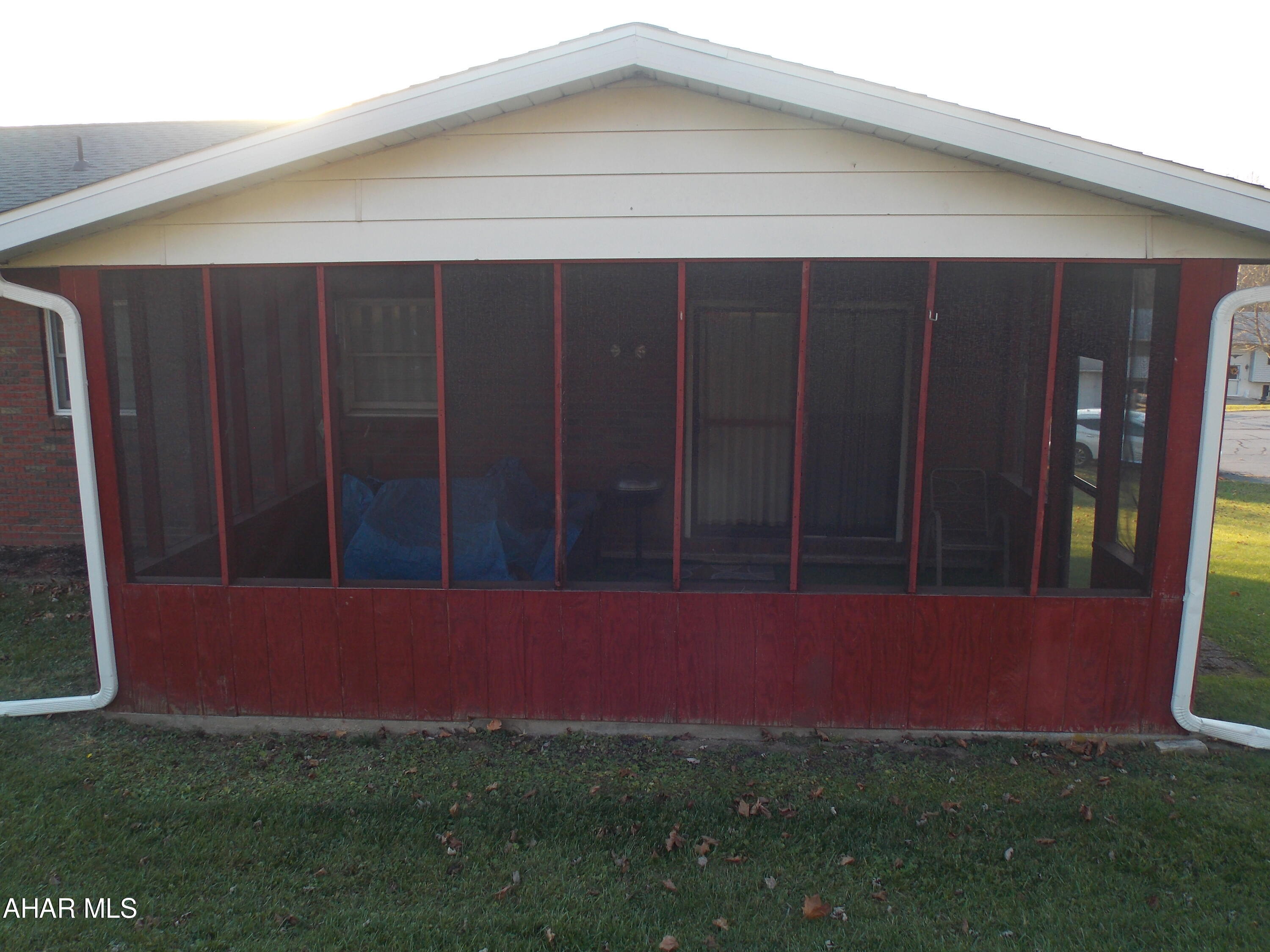 Rolling Hills - Residential