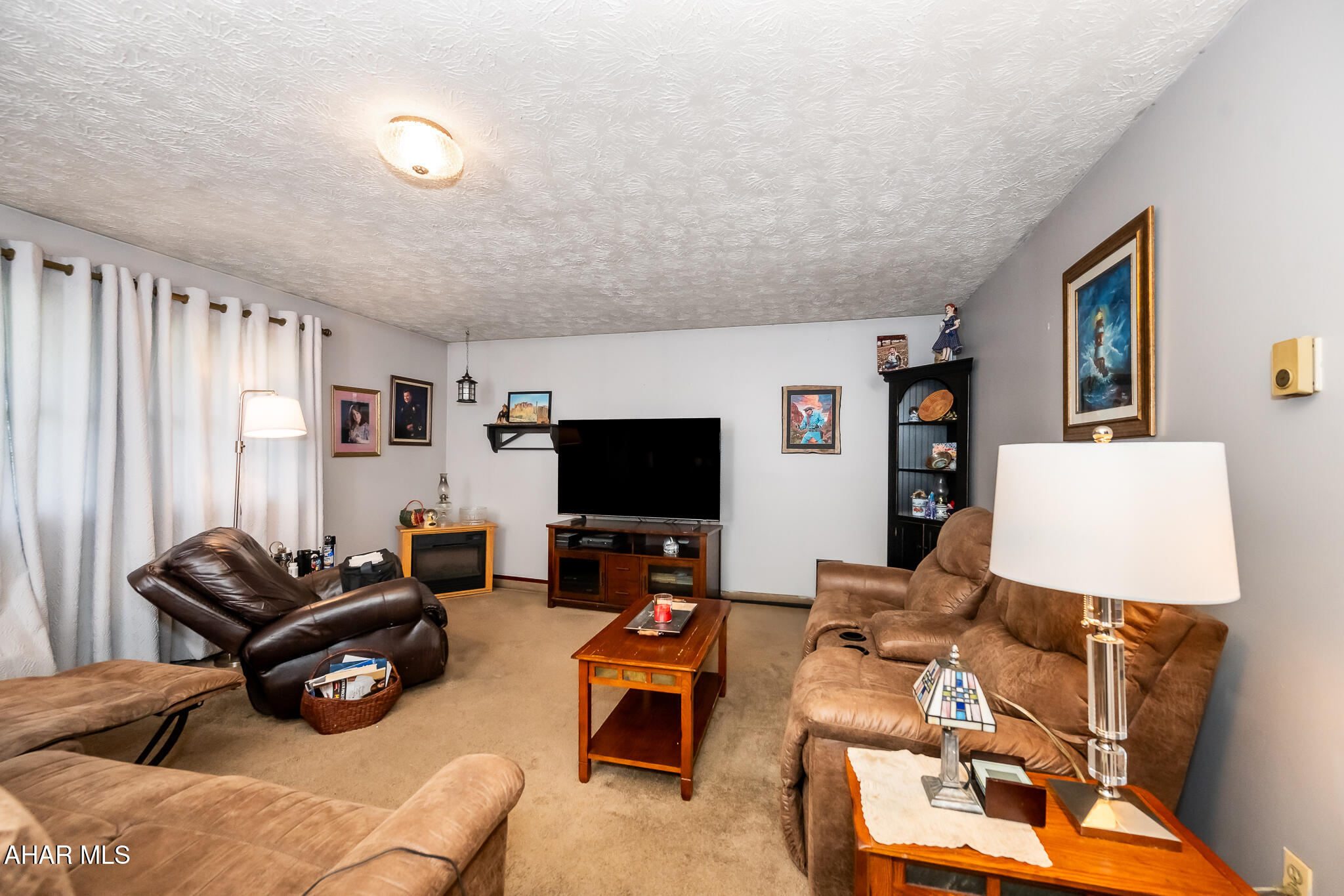 Rolling Hills - Residential