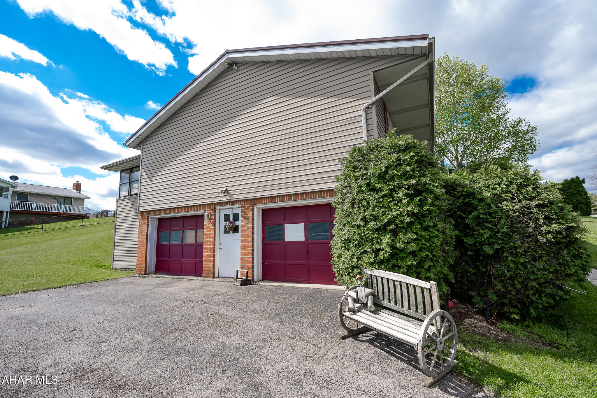 Rolling Hills - Residential