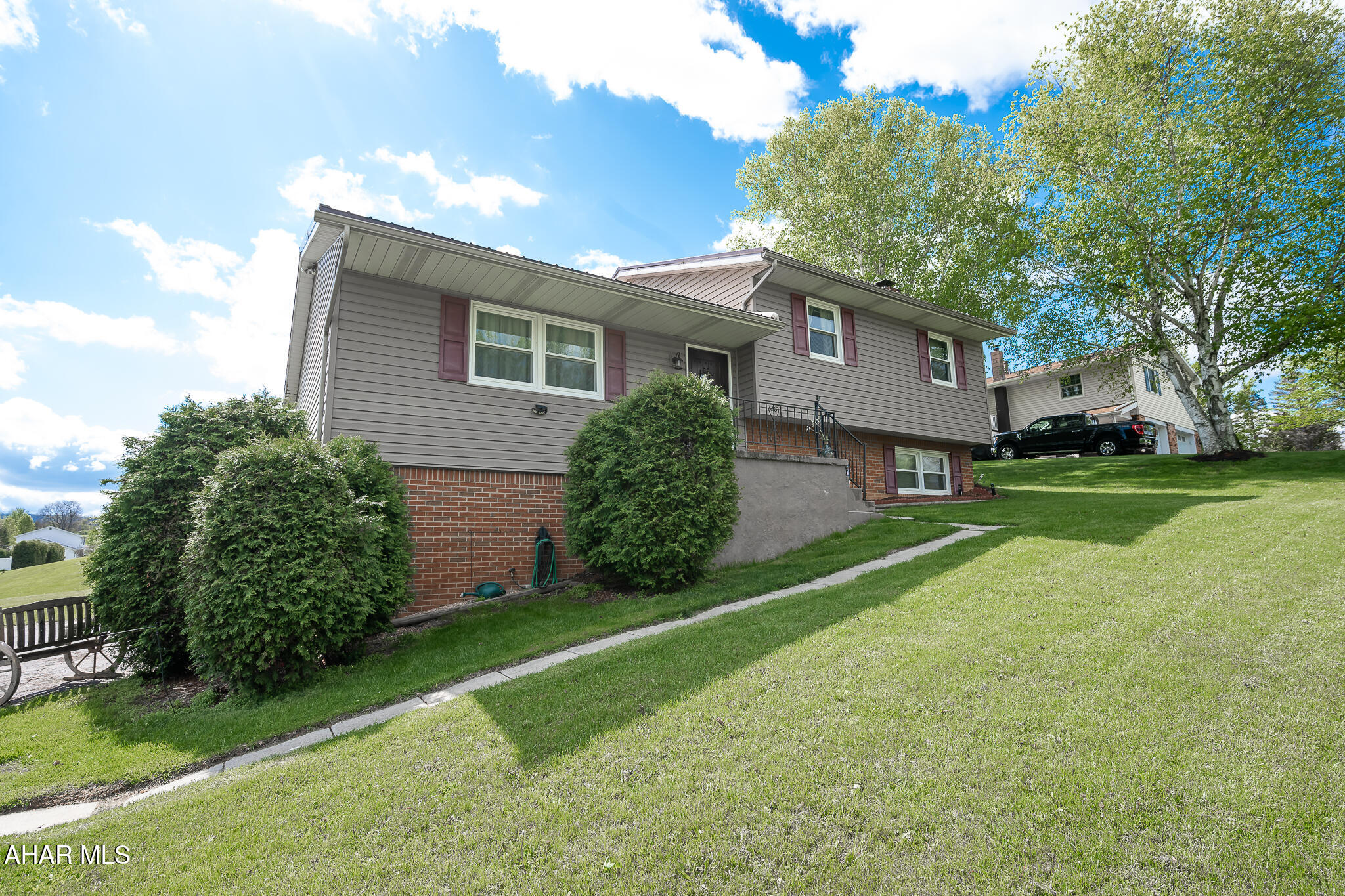 Rolling Hills - Residential