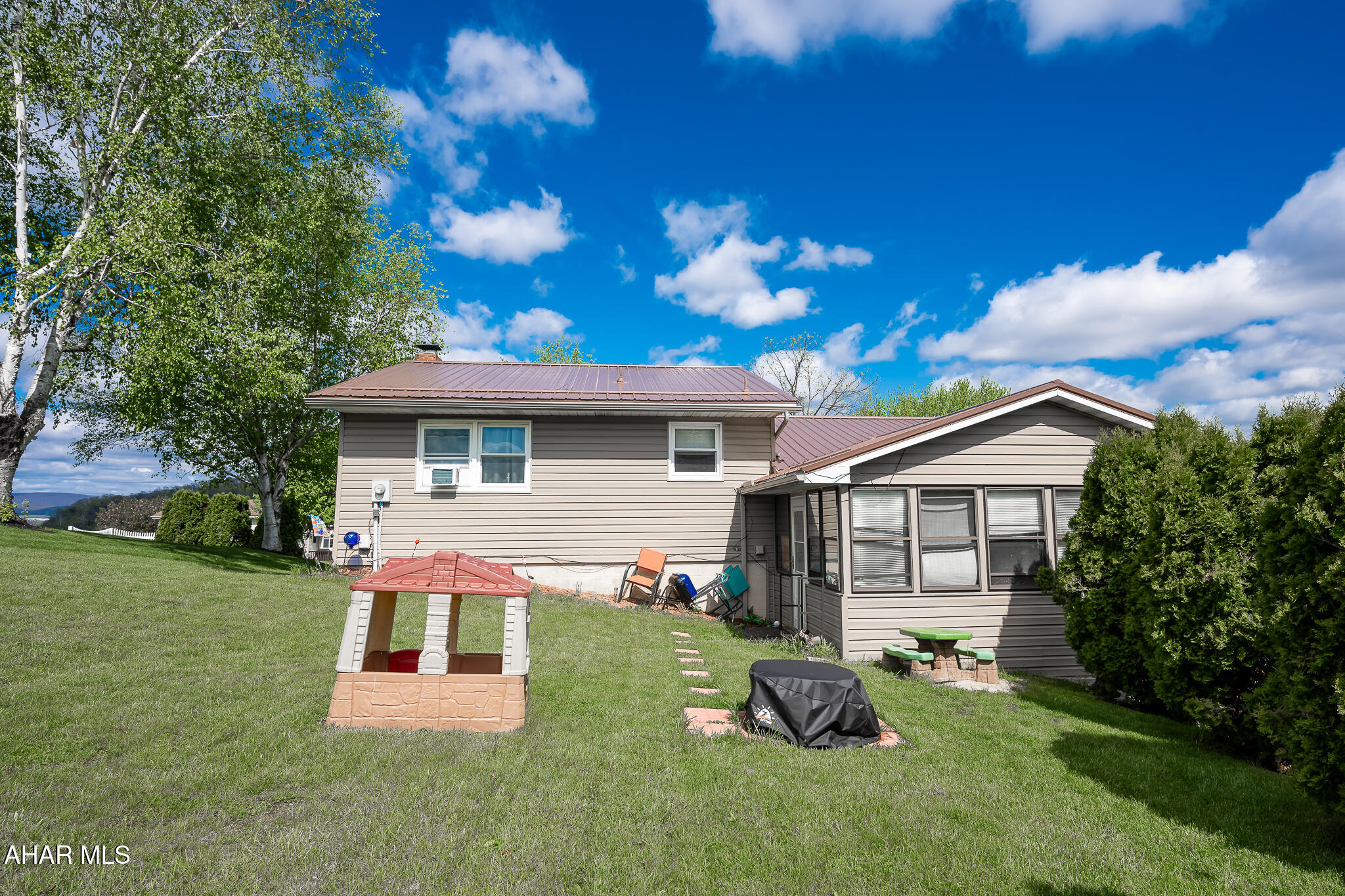 Rolling Hills - Residential