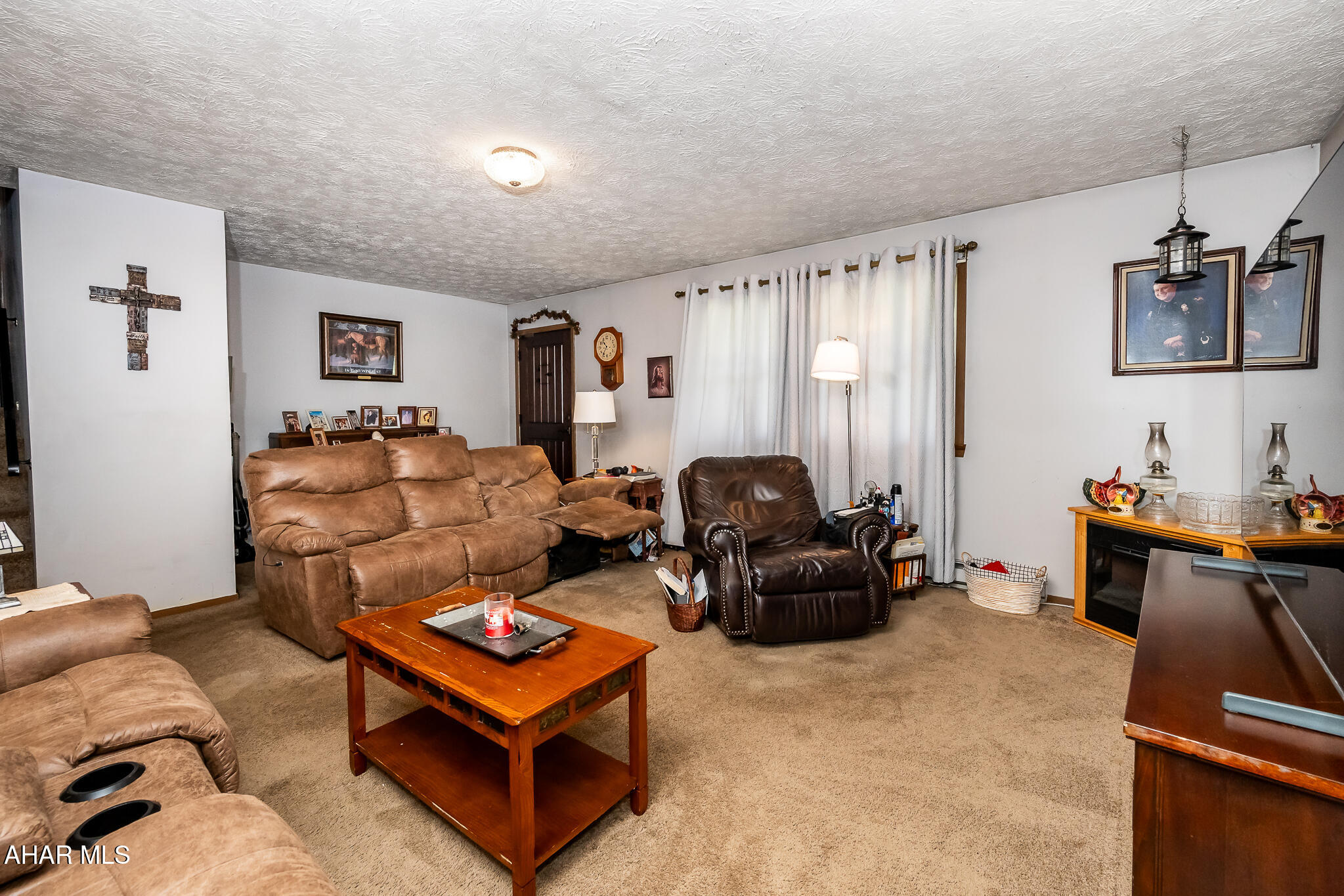 Rolling Hills - Residential