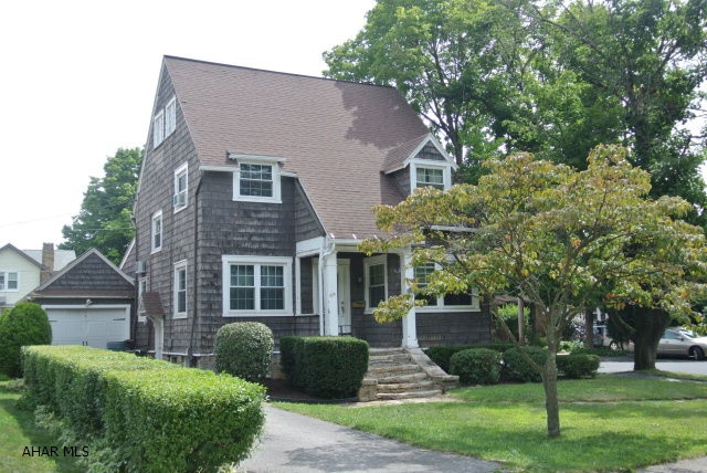 Llyswen - Residential