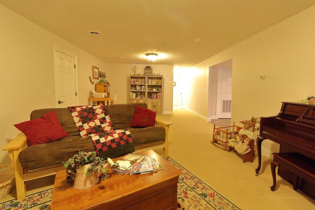 Juniata - Residential