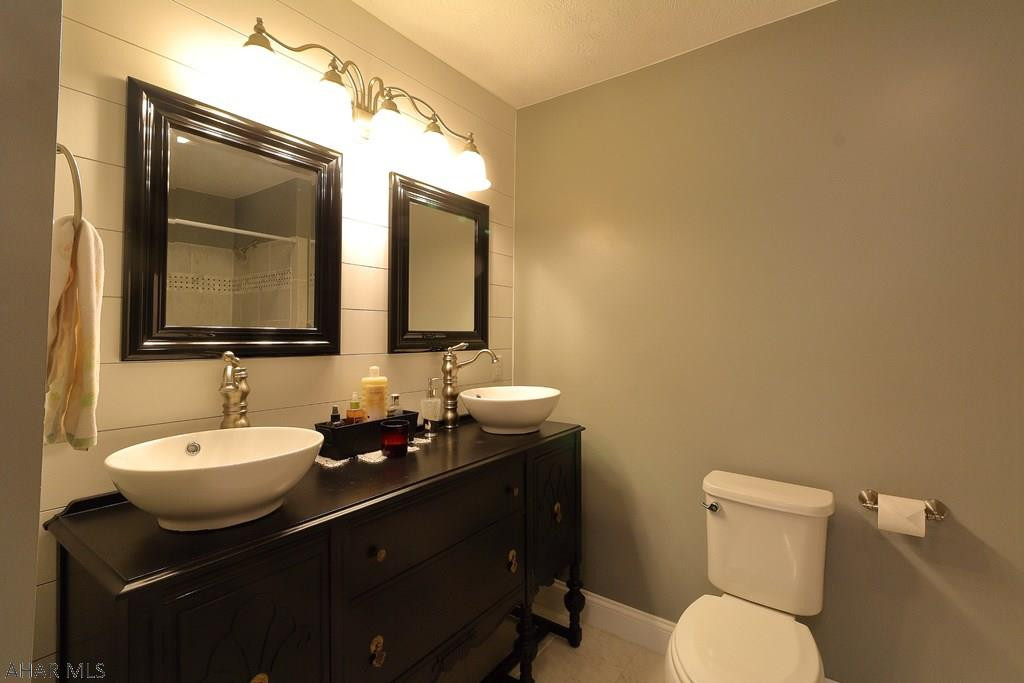 Juniata - Residential