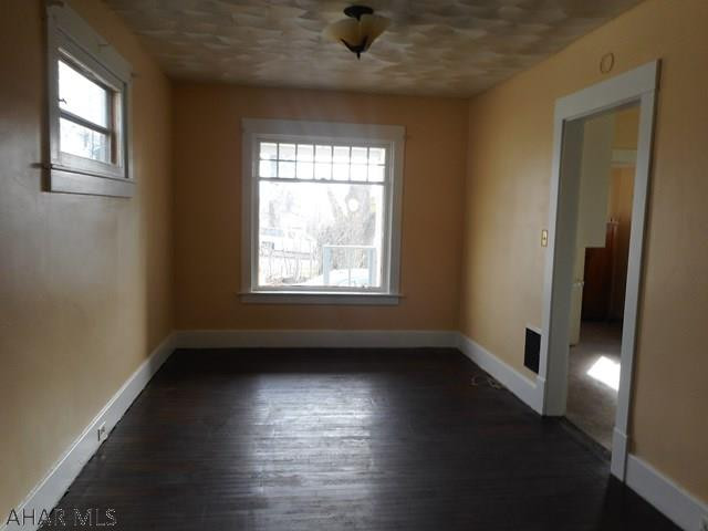 Juniata - Residential