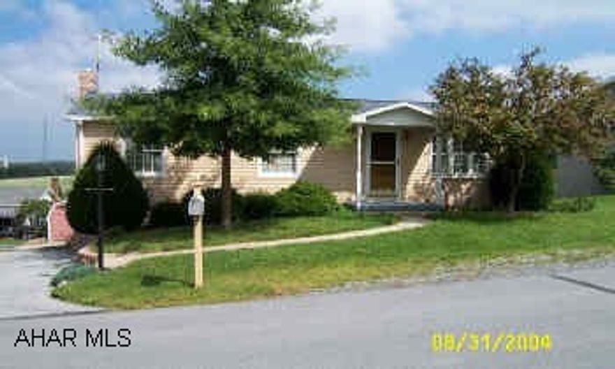 1 story modular, vinyl sided, new windows, new furnace, new electrical boxmany updates & renovations, 1 integral garage and 1 attached  1 story modular, vinyl sided, new windows, new furnace, new electrical boxmany updates & renovations, 1 integral garage and 1 attached garage