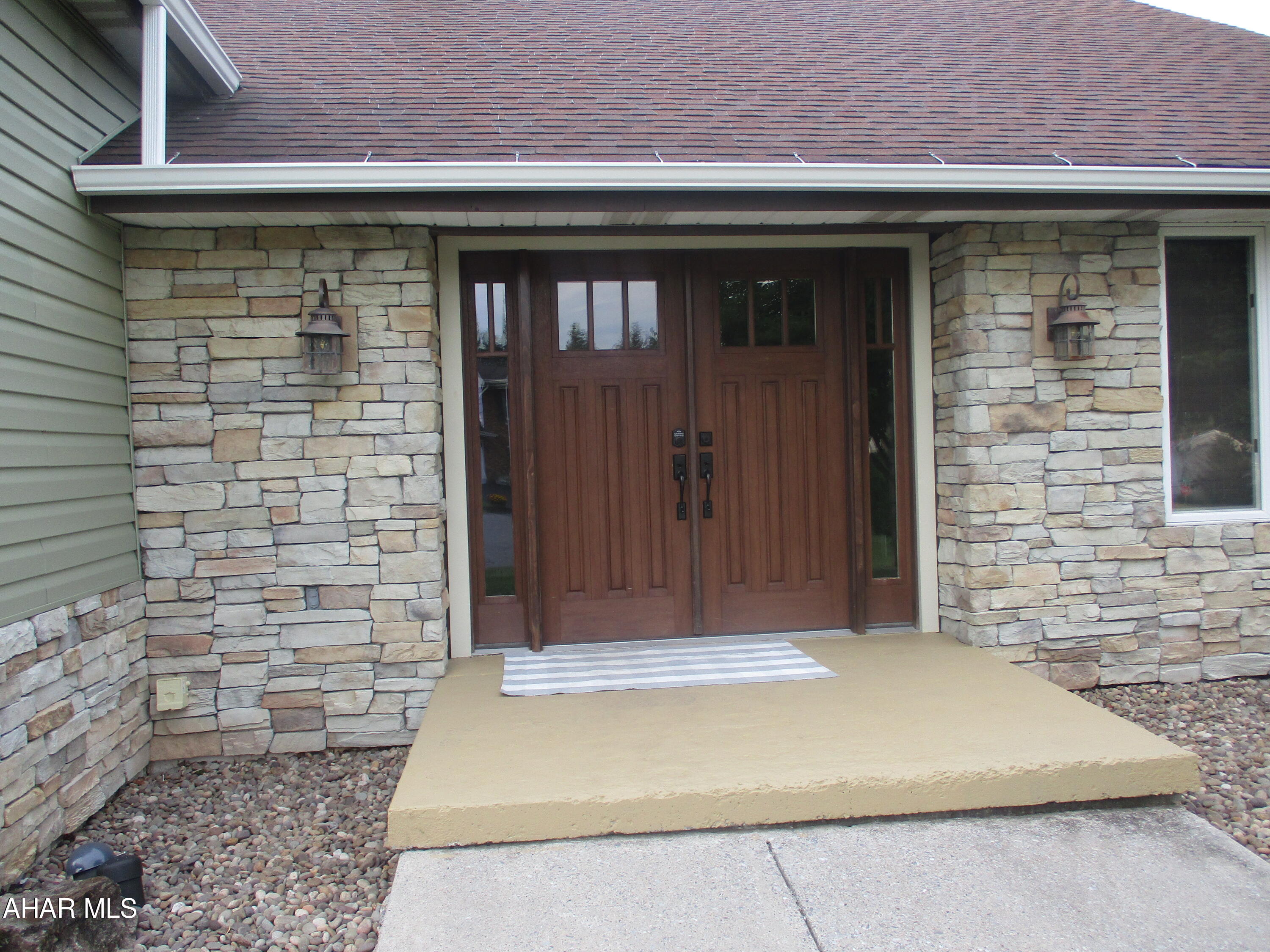 Holliday Heights - Residential