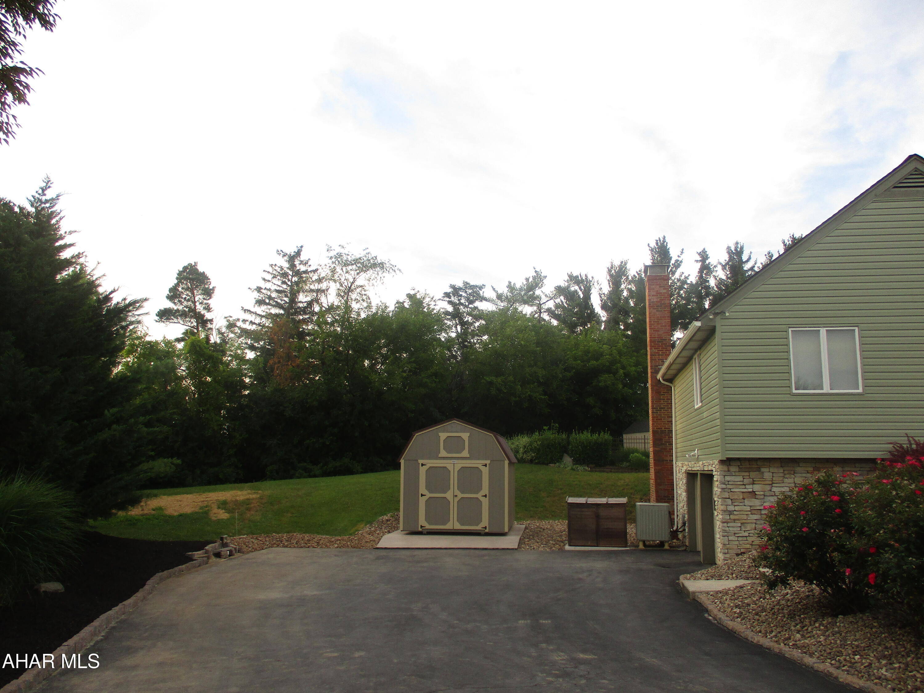 Holliday Heights - Residential