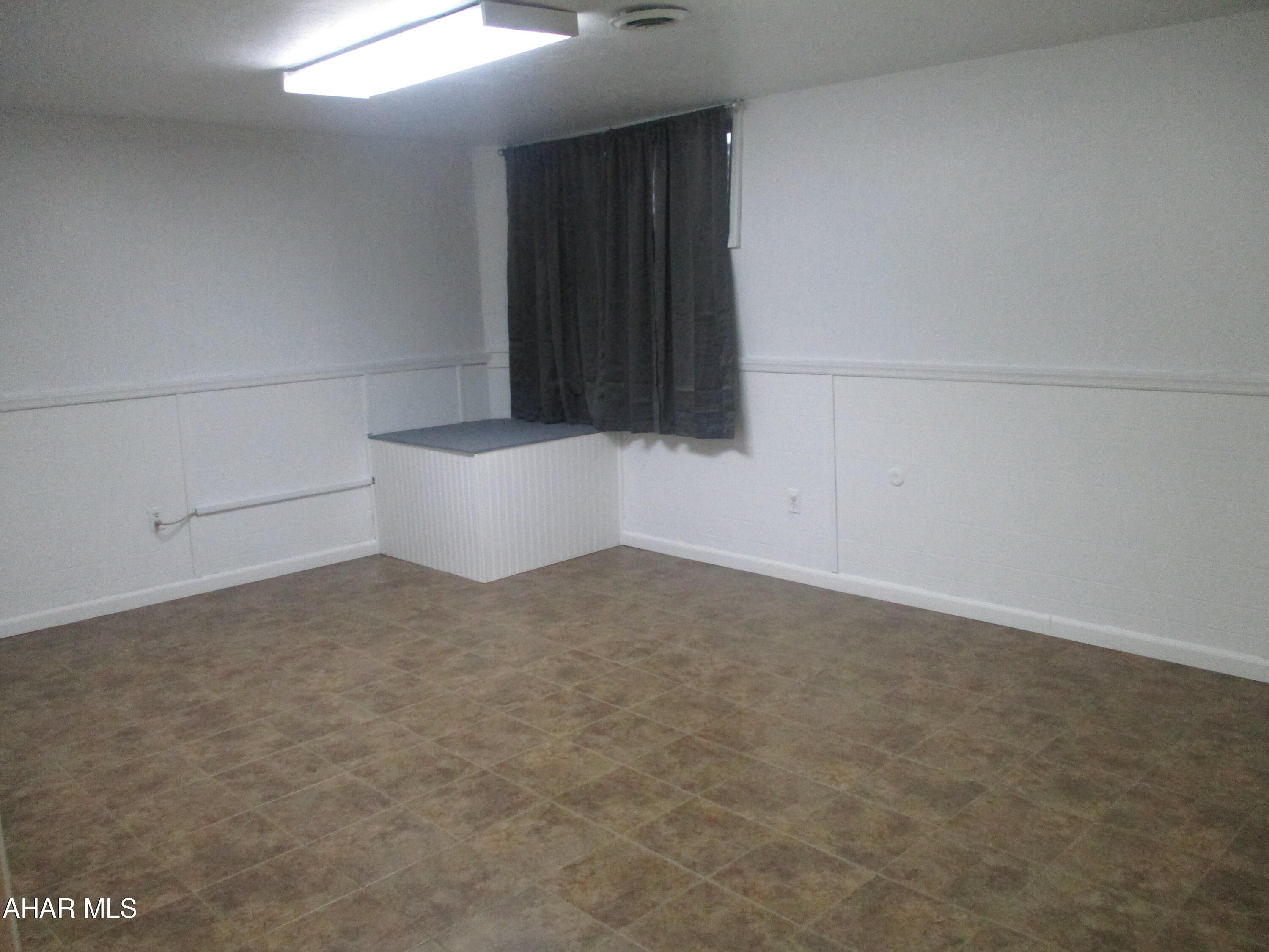 Holliday Heights - Residential