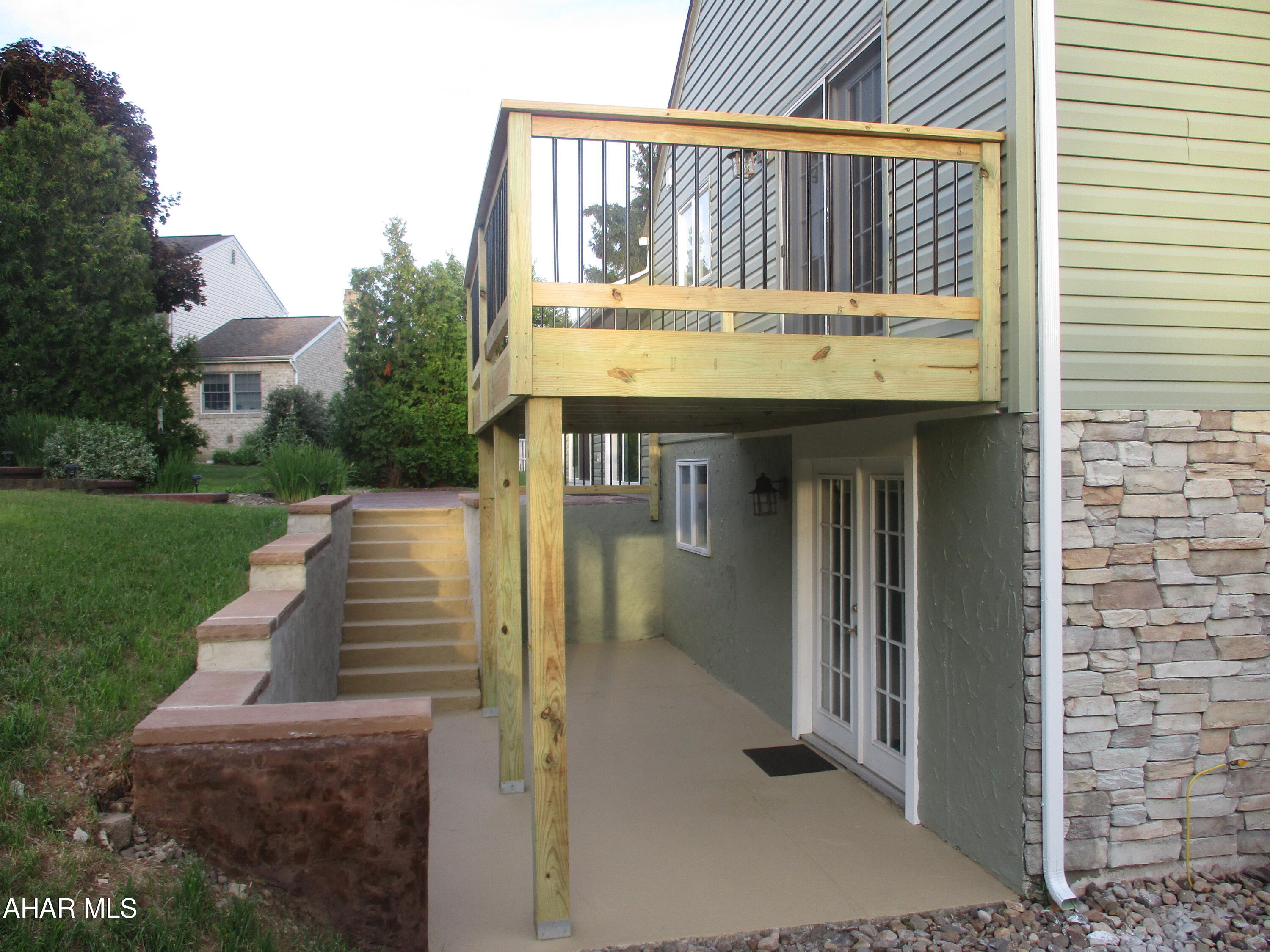 Holliday Heights - Residential