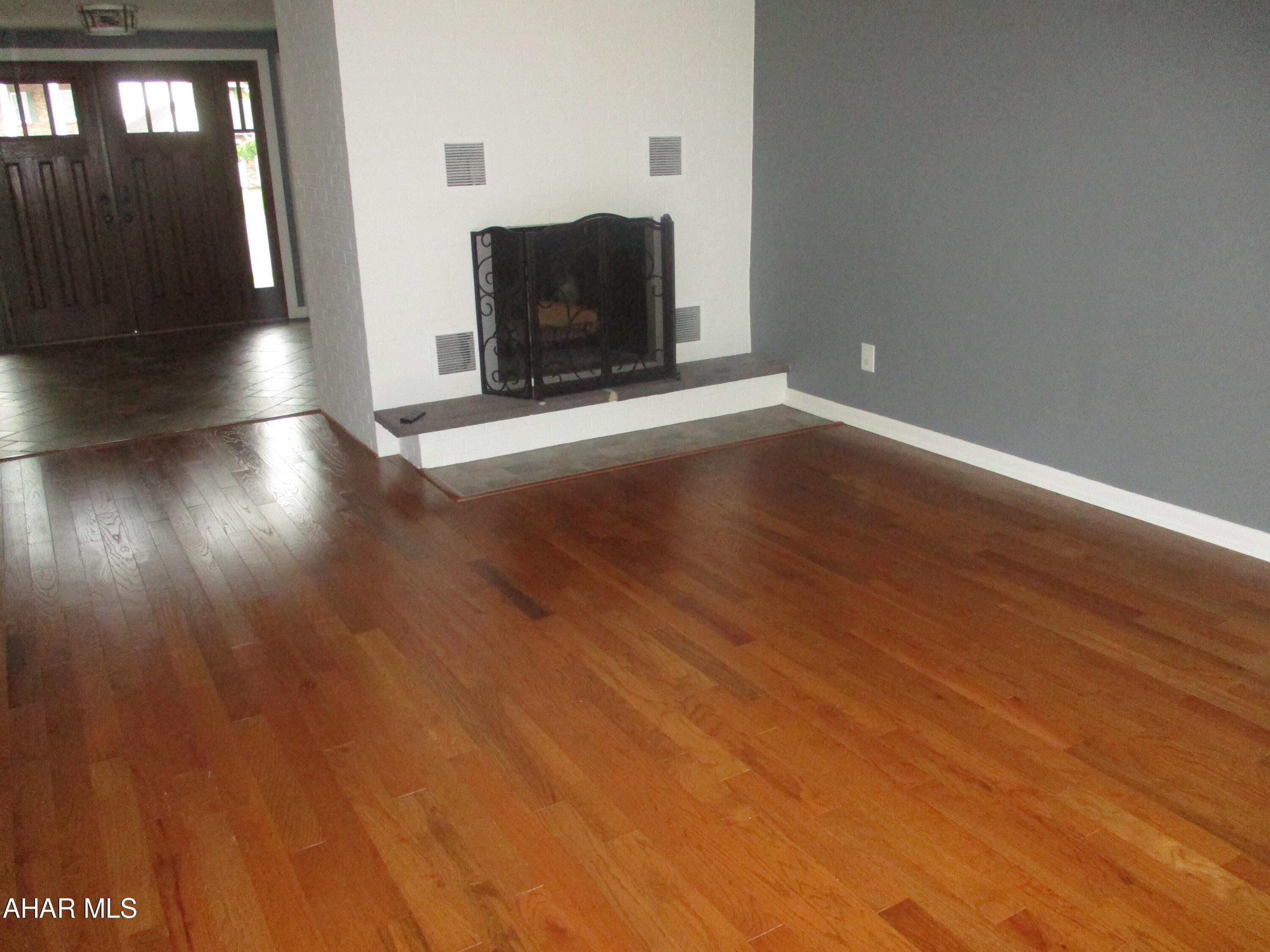 Holliday Heights - Residential