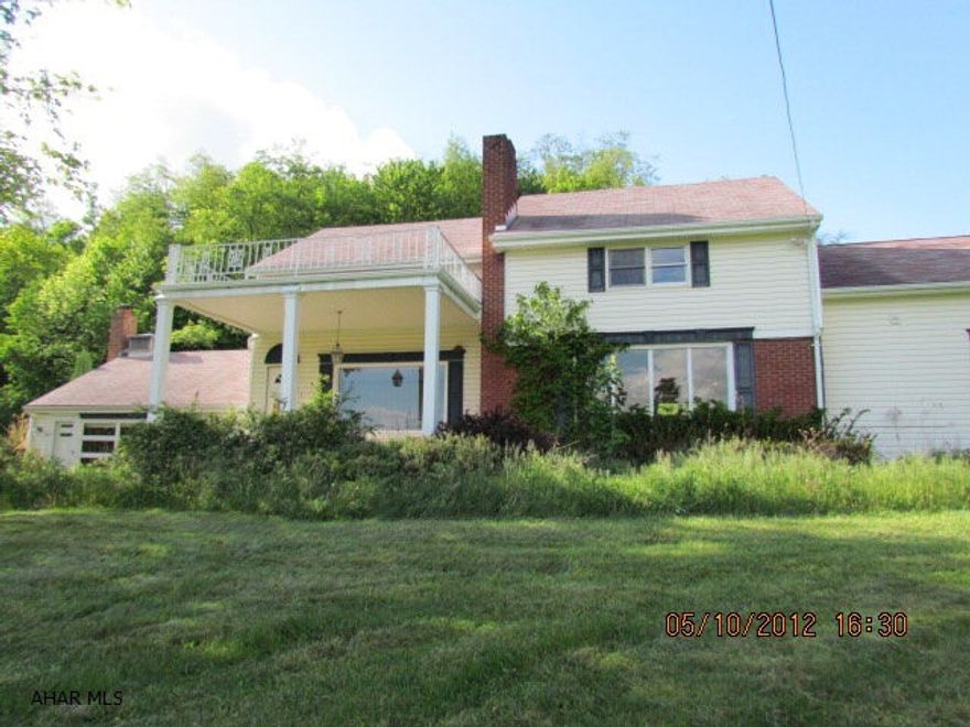 Property being sold As is  Buyer must pay 2% transfer tax.  Earnest money checks in Cashiers check payable to Colony Realty Group, LTD.  This property eligible under Freddie Mac First Look Initiative through 7/21/12. Homesteps offers credit at closing for actual price of home warranty up to $500 for owner-occupant.  Ask about details.