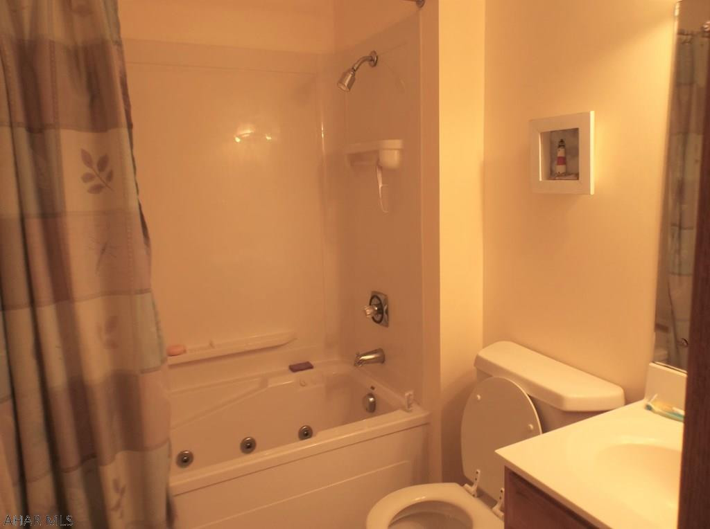 Rolling Hills - Residential