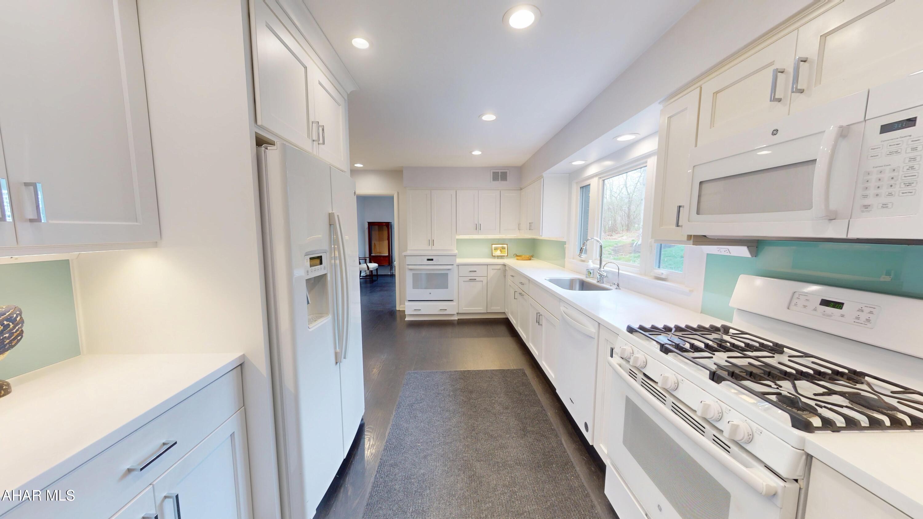 Sylvan Hills - Residential