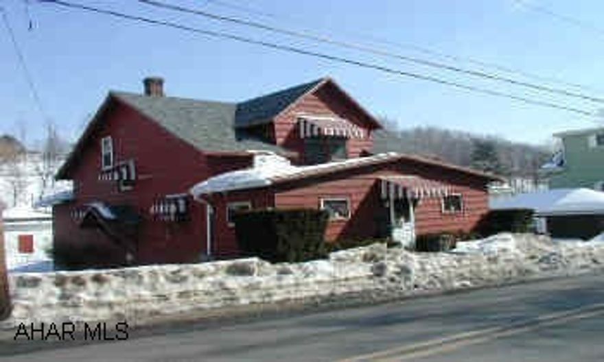 Logan township -Ready to show!  Freshly painted and repaired - carpets cleaned!  3 BR home with 1.5 BA, appliances stay - washer and dryer included, 1 car garage with driveway. Logan township -Ready to show!  Freshly painted and repaired - carpets cleaned!  3 BR home with 1.5 BA, appliances stay - washer and dryer included, 1 car garage with driveway.