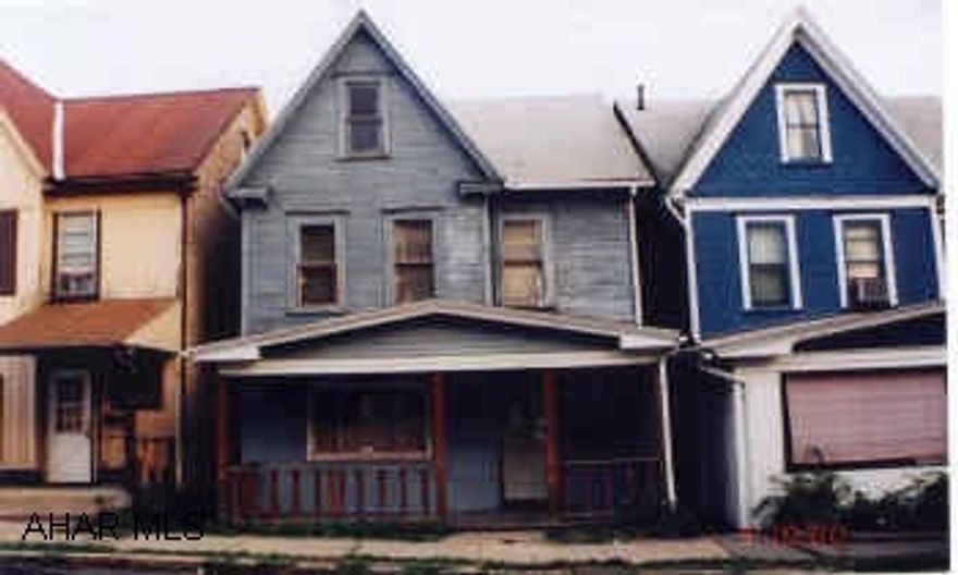 MUST SEE INSIDE !  2.5 story frame home with 3 bedrooms, new  bath, lg. rooms, new carpet and vinyl, all new interior paint, new rear porch, new 100 amp breakers & new furnace all on a 25x120 lot in Juniata.                  MUST SEE INSIDE !  2.5  story frame home with 3 bedrooms, new bath, lg. rooms, new carpet and vinyl, all new interior paint, new rear porch, new 100 amp breakers, & new gas forced air furnace all on a 25x120 lot in Juniata.