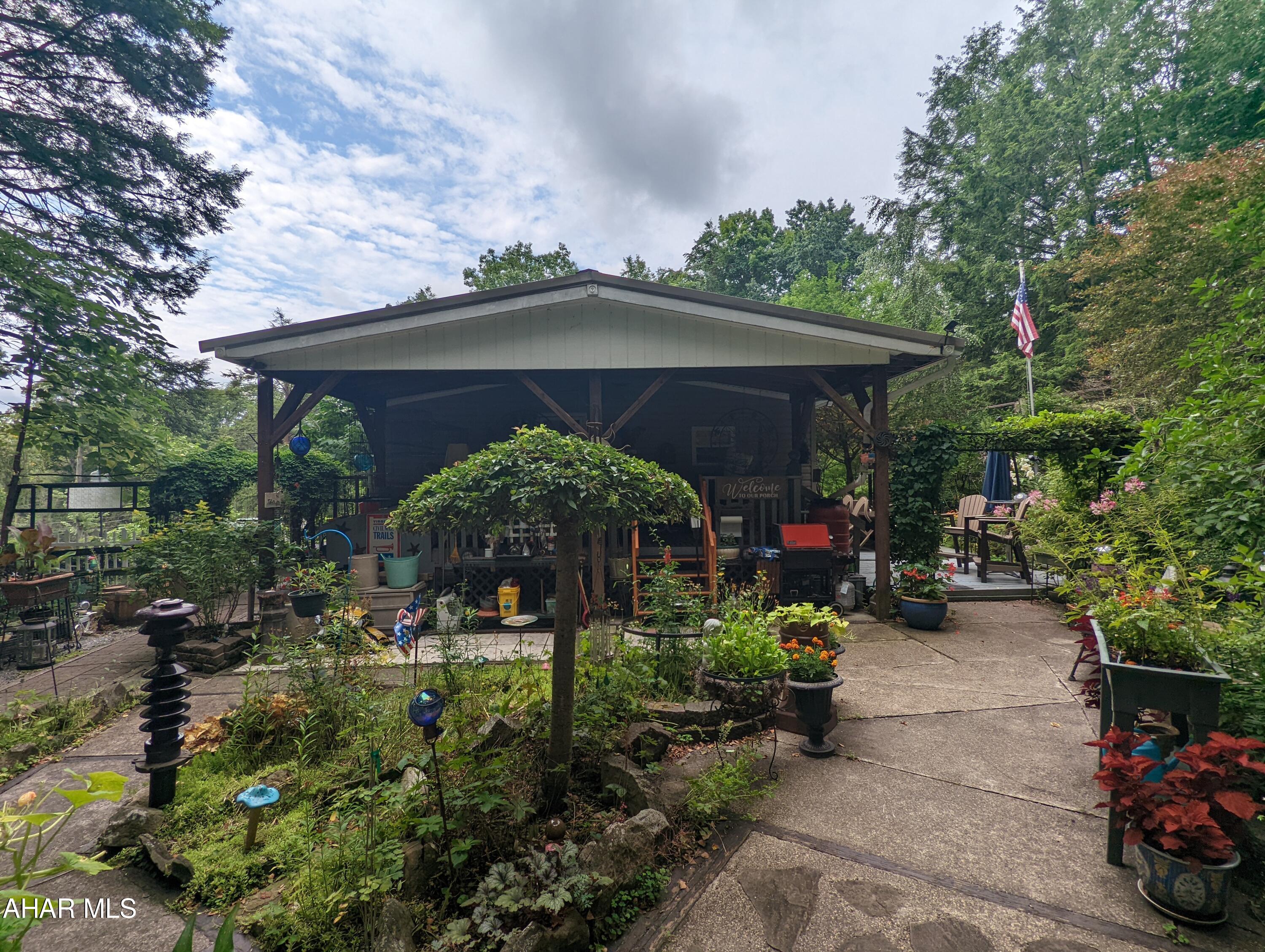 Glendale Yearound - Residential