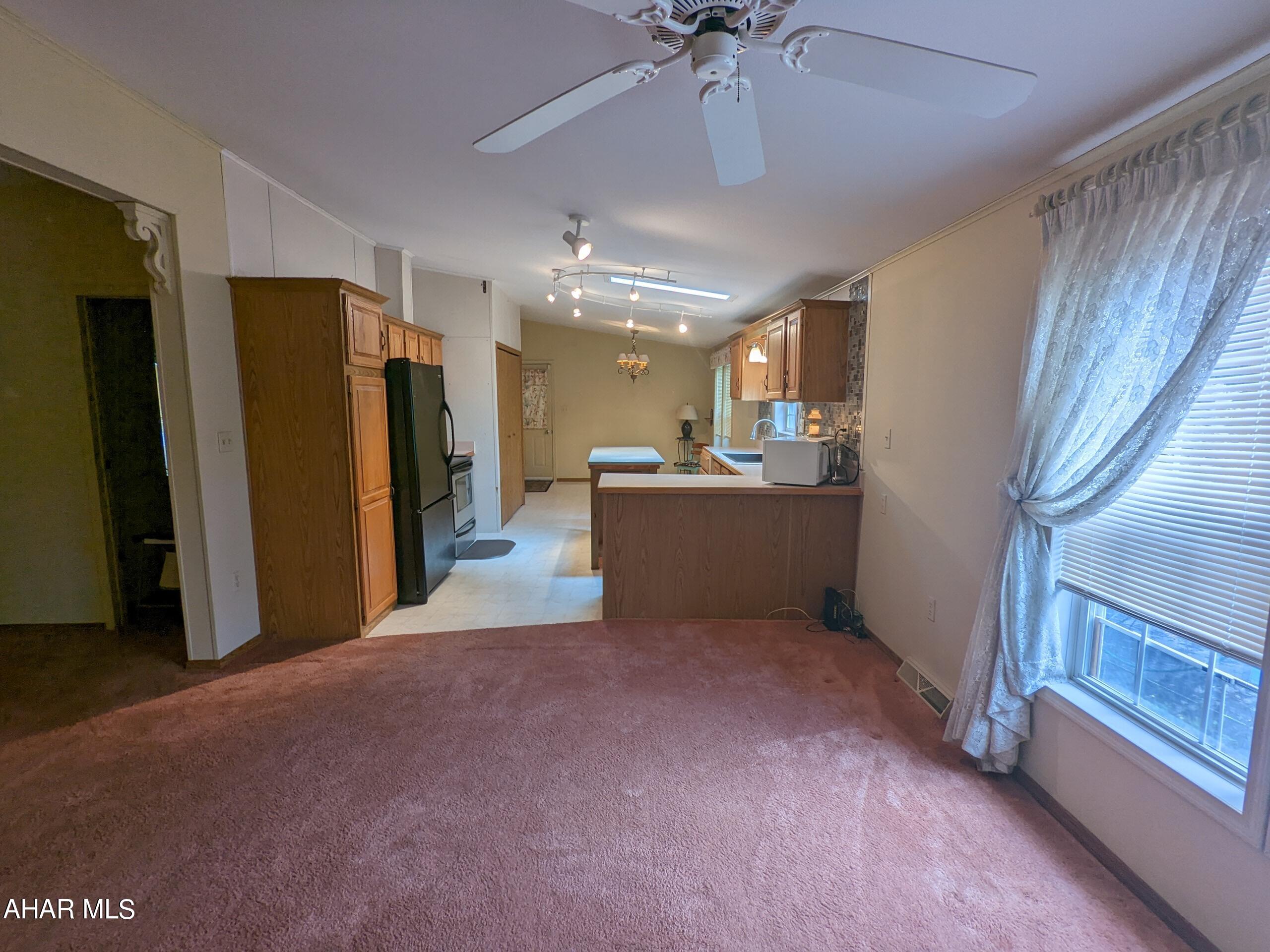 Glendale Yearound - Residential