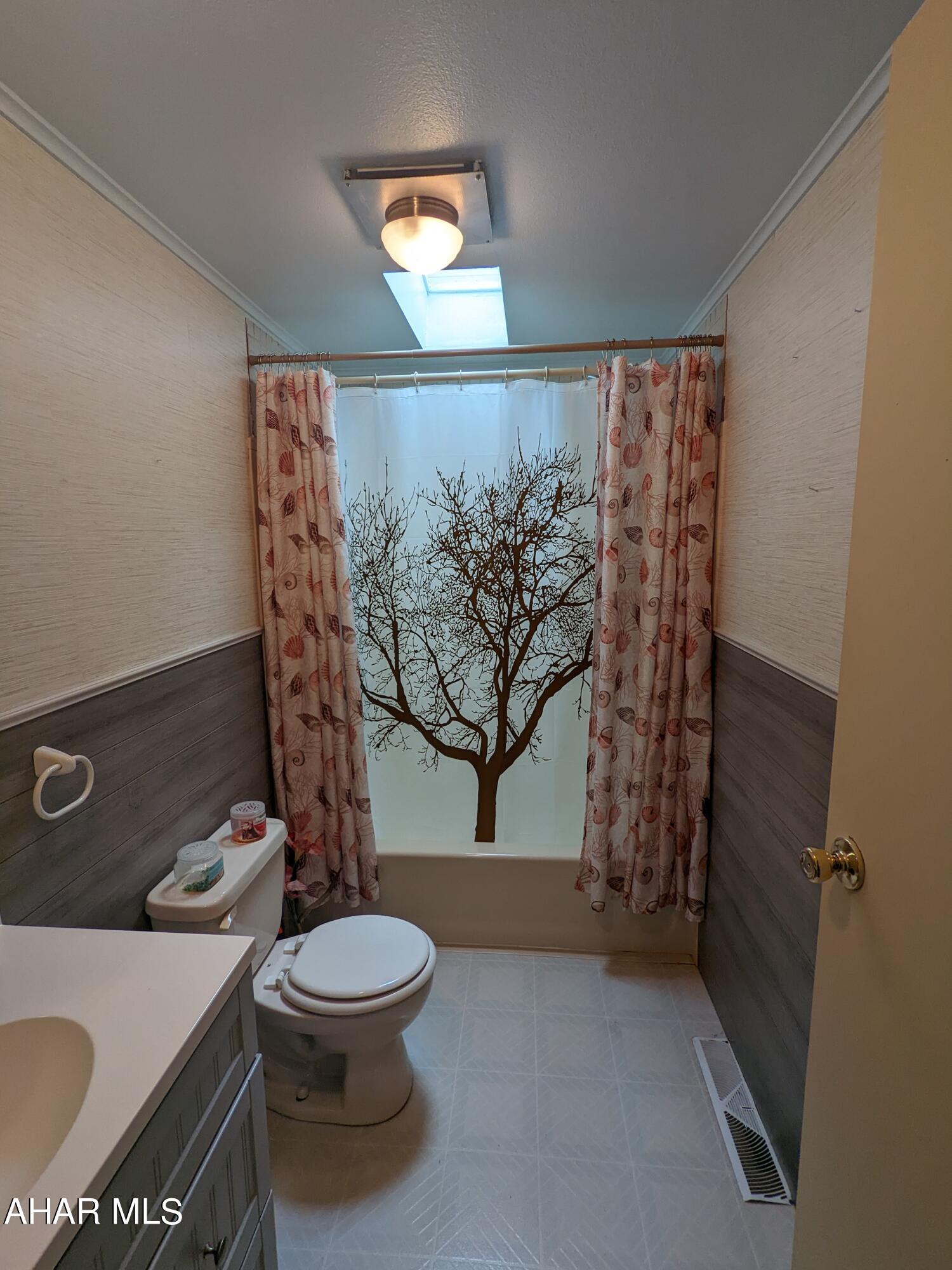 Glendale Yearound - Residential