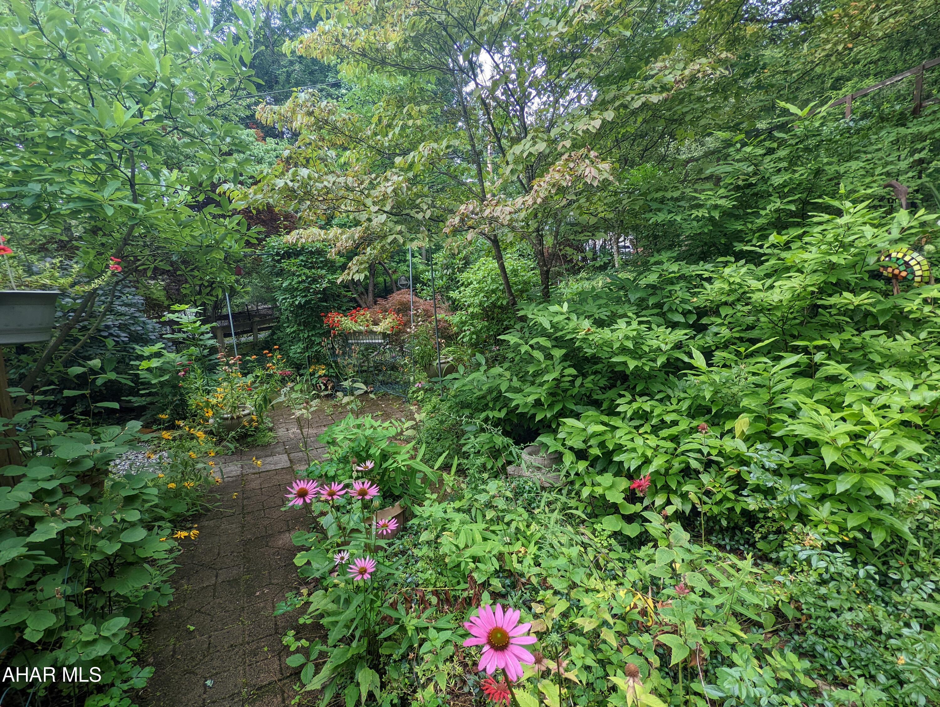 Glendale Yearound - Residential