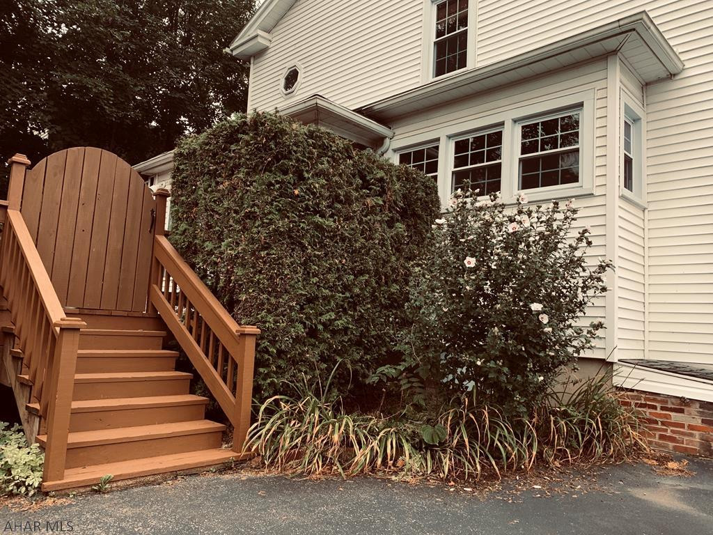 Unknown - Residential