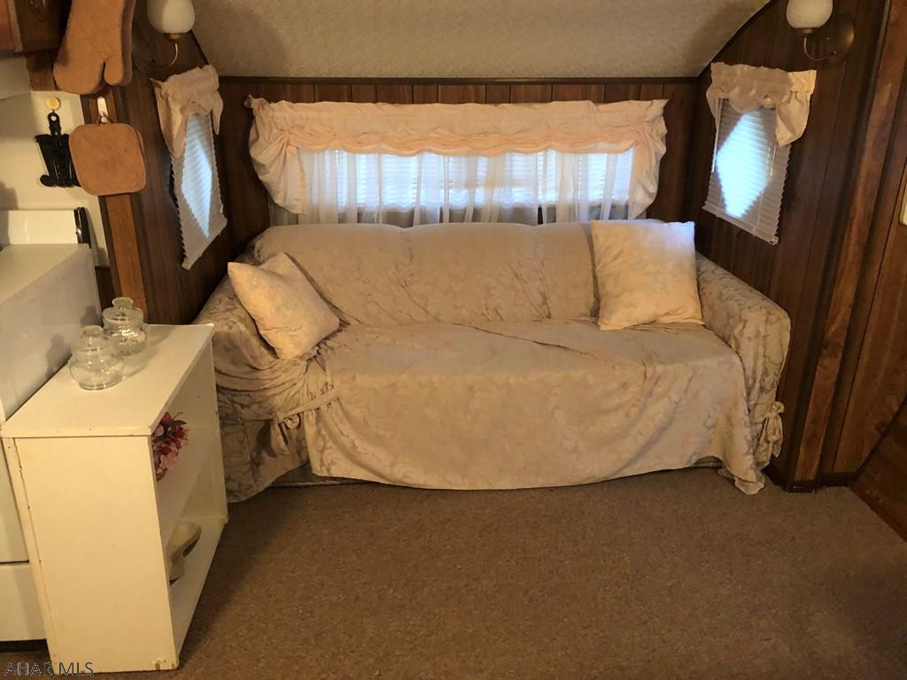 Glendale Yearound - Residential