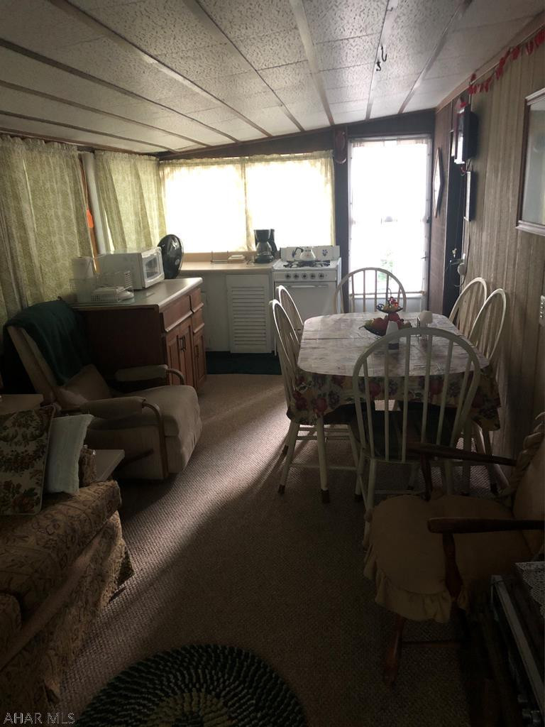 Glendale Yearound - Residential