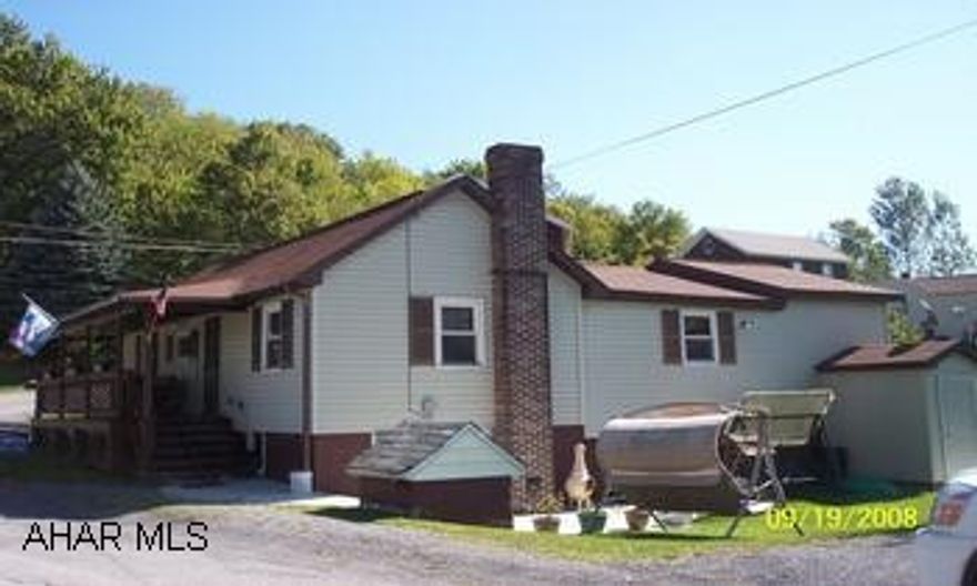 1 story home, many updates, move-in condition.  Coal and oil heat.