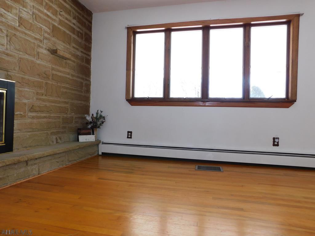 Juniata Gap - Residential