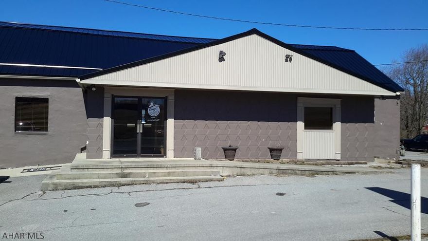 Great business opportunity is waiting for you! Located close to college. Ready for new ownership! Used to be successful restaurant.  Building has large "U" shaped bar, open to equipped dining area. Kitchen has most equipment existing and walk in cooler. Compliant restroom facilities. Office space on 2nd floor. Full basement with lots of storage space. Plenty of parking. This place is waiting to be re-discovered and turned back into a thriving new business!