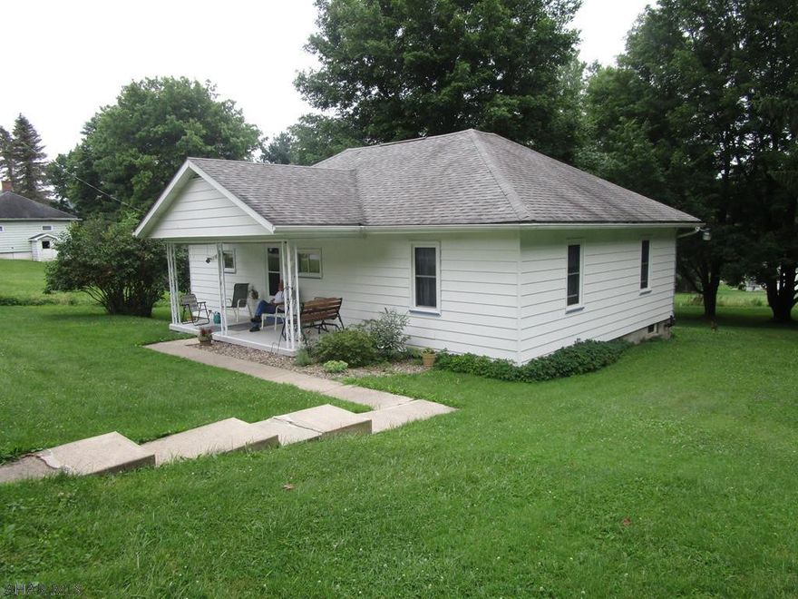 Blain City area - well maintained one story 2 bedroom home thats move in ready. Large lot on dead end street, detached alumn shed type garage. Interior has been updated and is in good condition. Burnham oil hw heat and updated windows. Front porch and rear deck. Great home for the $$.