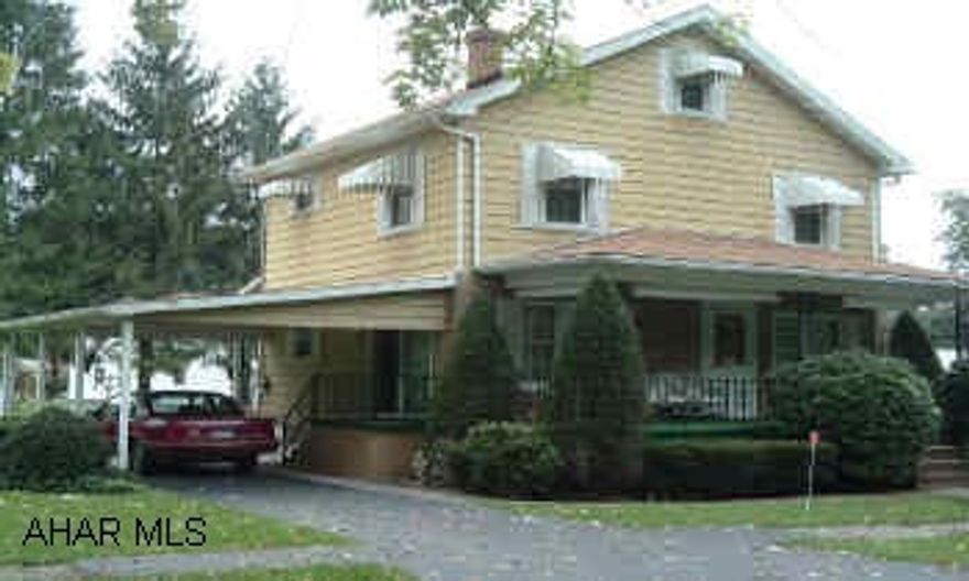Extremely well maintained 2 Story with new windows: Furnance, Carport & Garage all on huge Corner Lot. Extremely well maintained 2 Story w/ carport and garage on a huge corner lot-new windows & furnance. Don't miss it!!