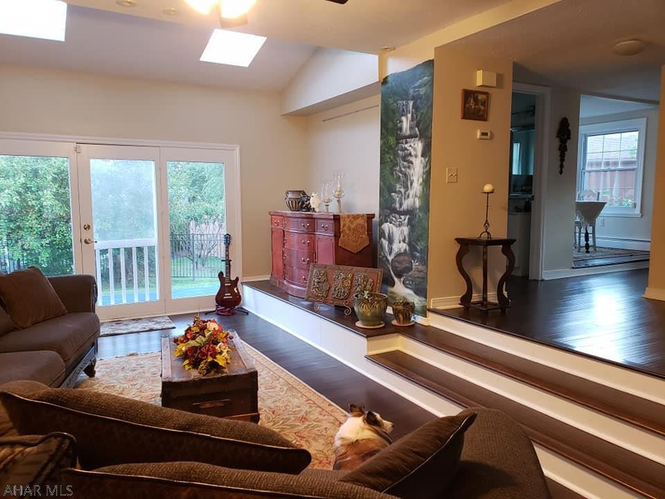 Hollidaysburg - Residential