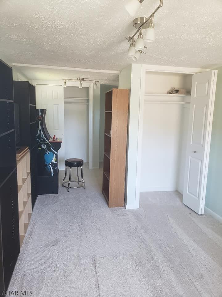 Hollidaysburg - Residential