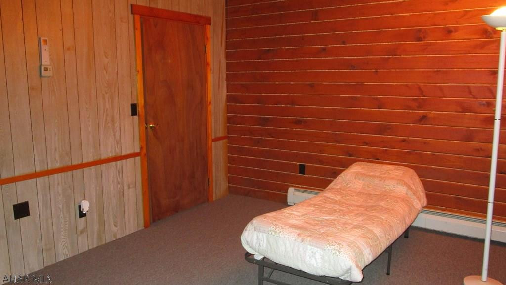 Glendale Yearound - Residential