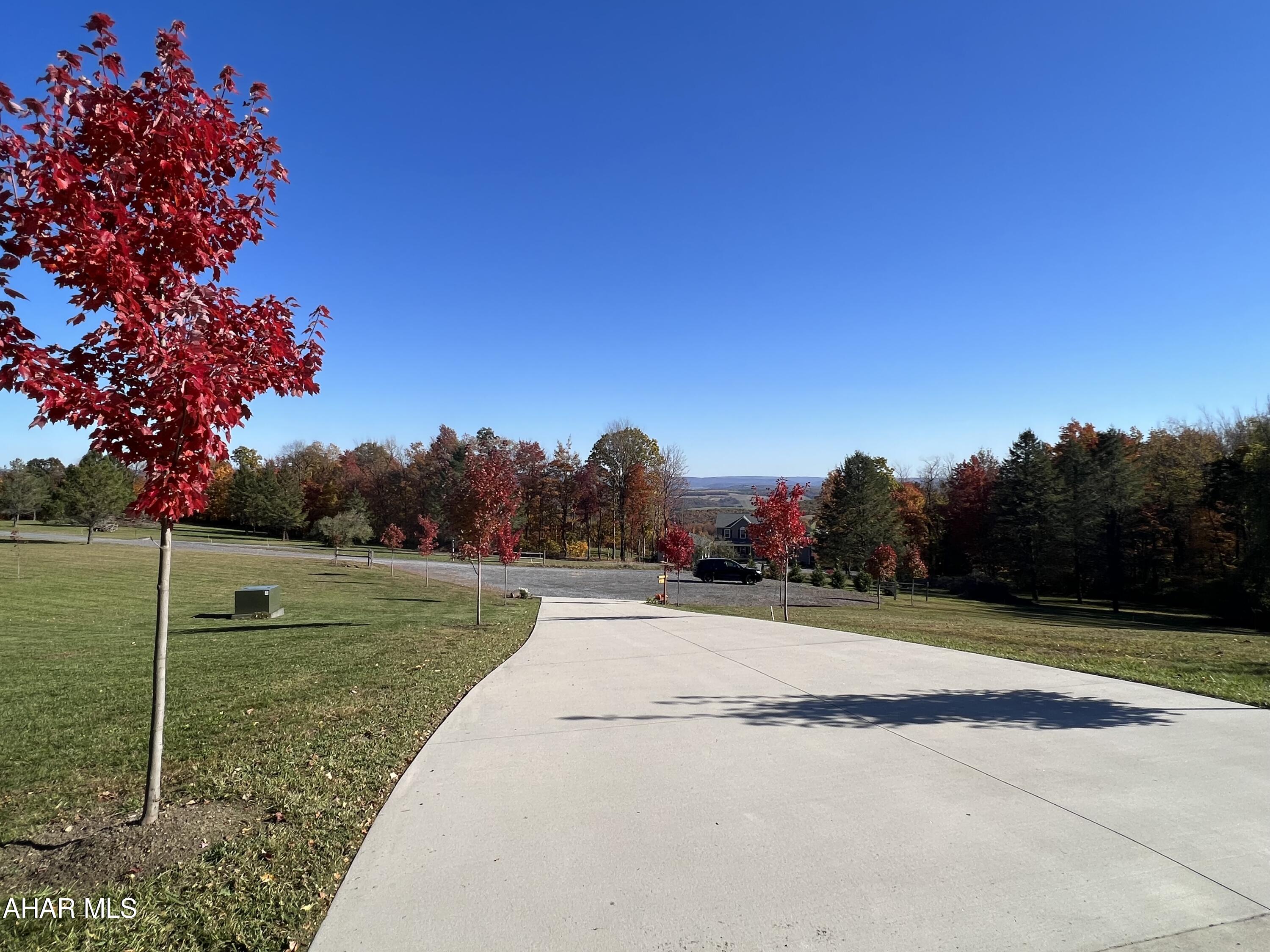 Spruce Hill Estates - Residential