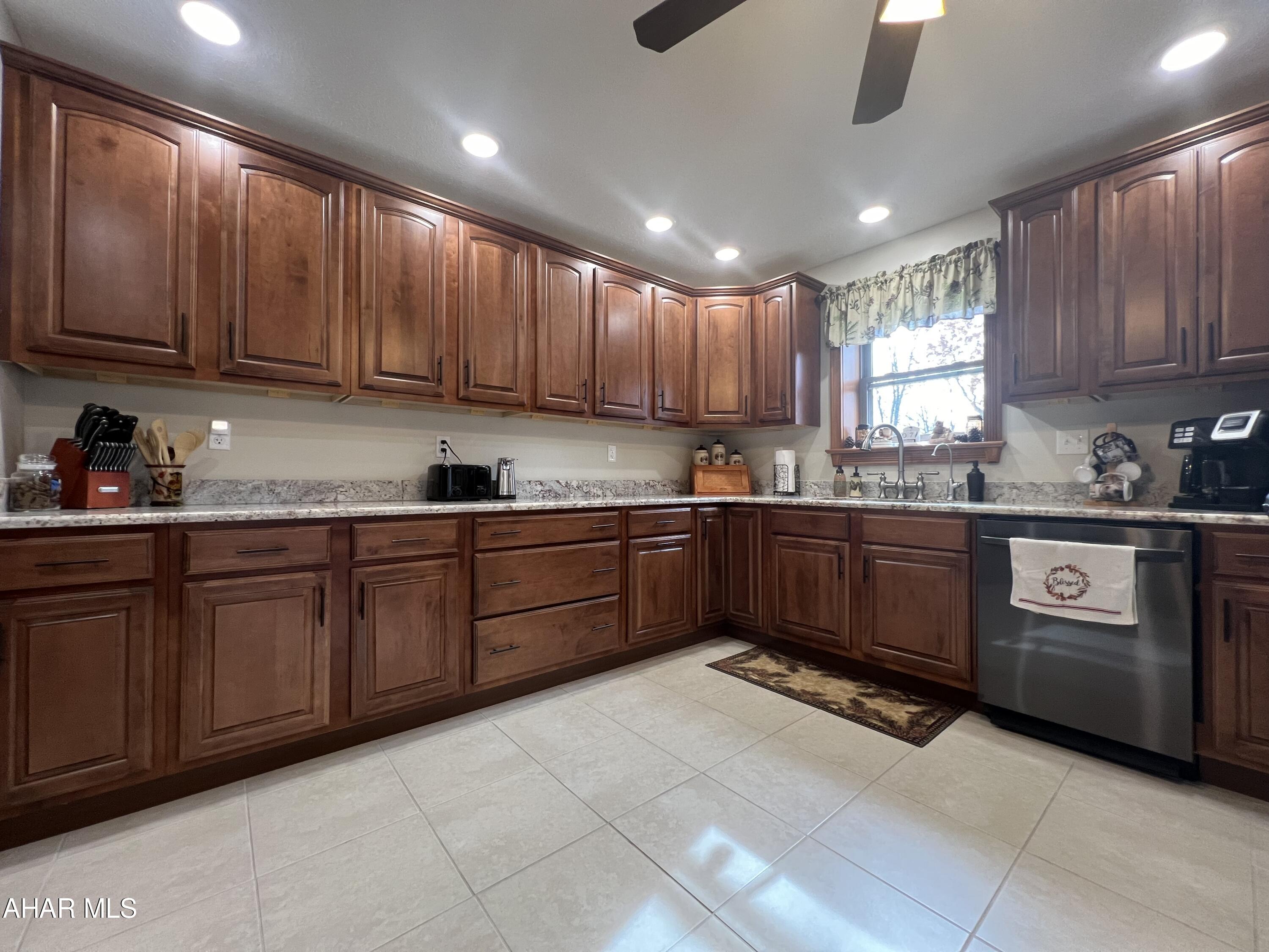 Spruce Hill Estates - Residential