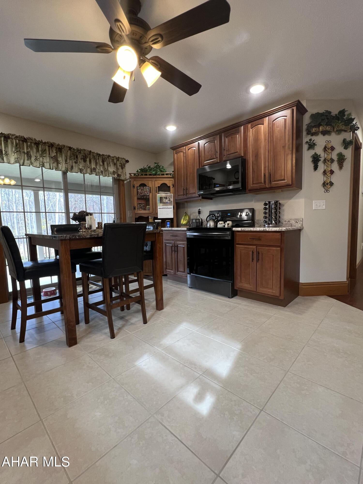 Spruce Hill Estates - Residential