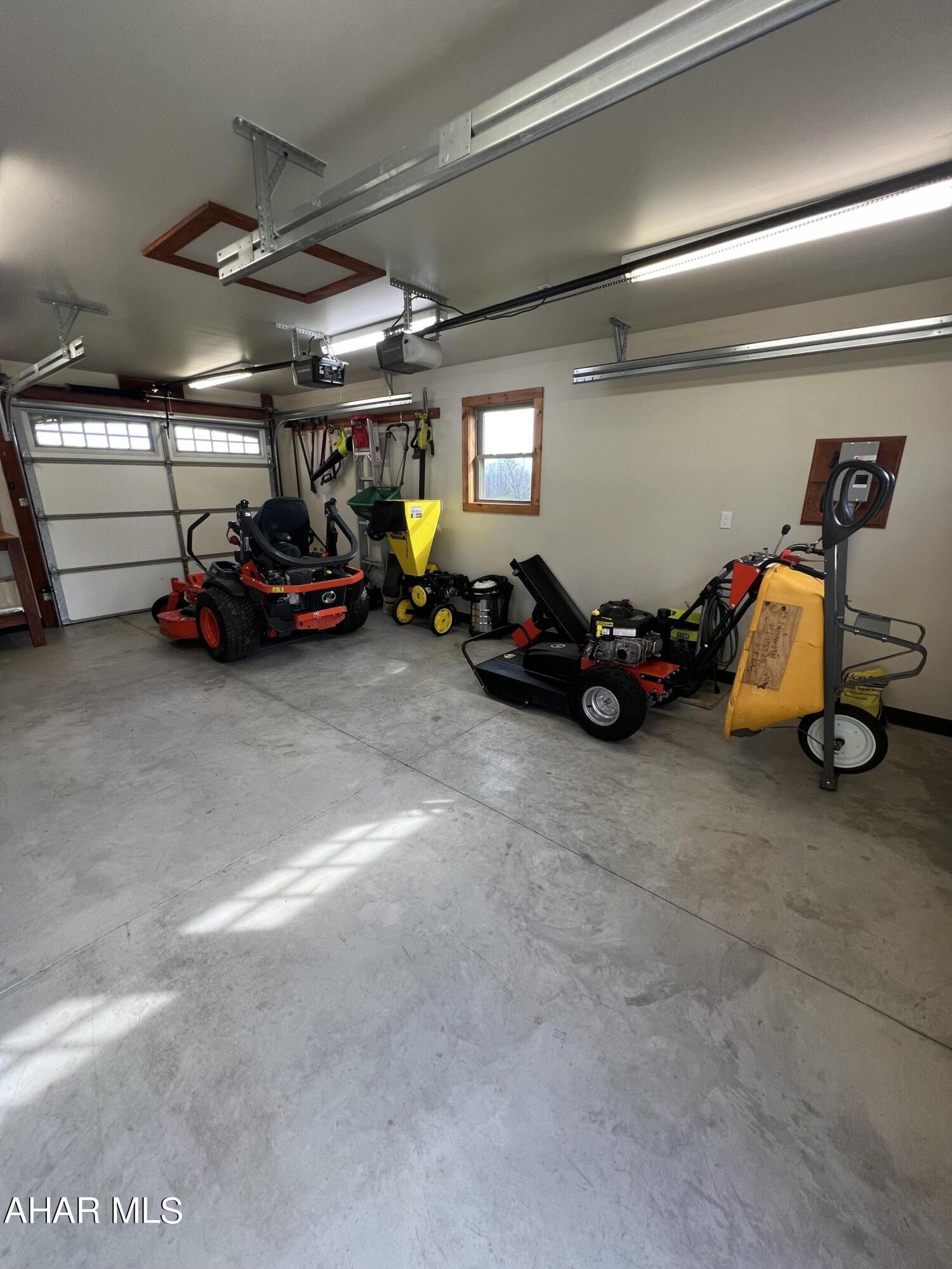 Spruce Hill Estates - Residential