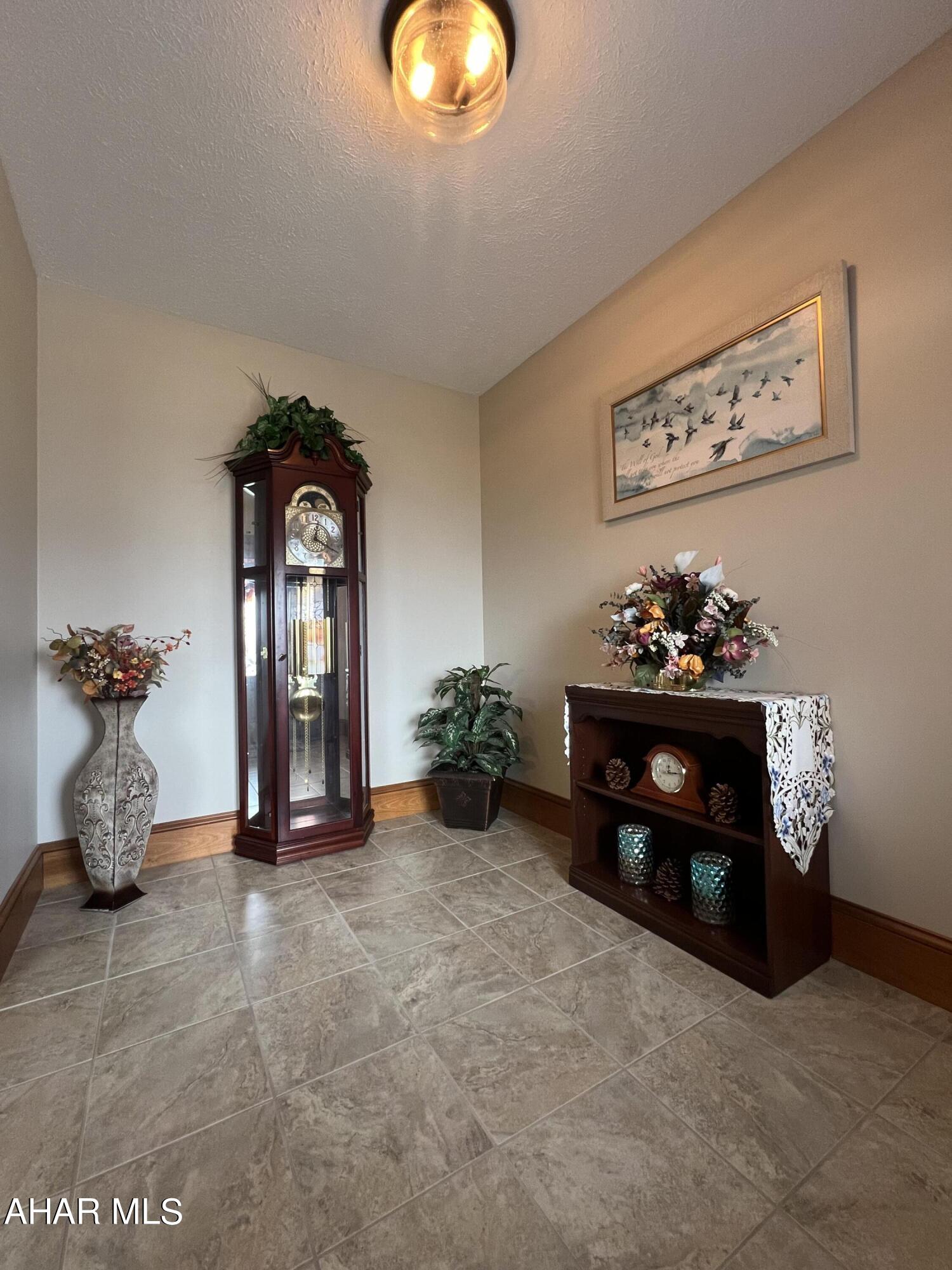 Spruce Hill Estates - Residential