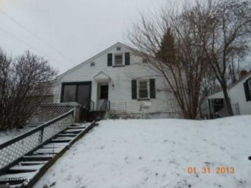 Property is being sold in AS IS condition.  This is a Fannie Mae HomePath property.