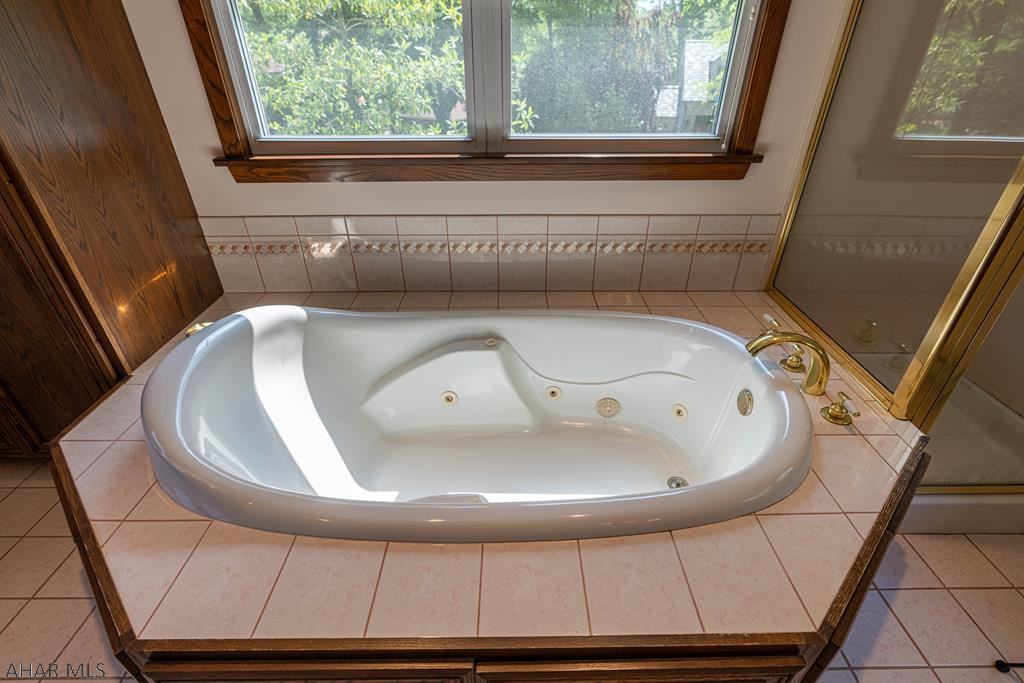 Mansion Park - Residential