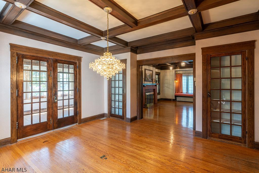 Mansion Park - Residential